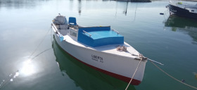 Лодка Собствено производство, снимка 1 - Воден транспорт - 44939378