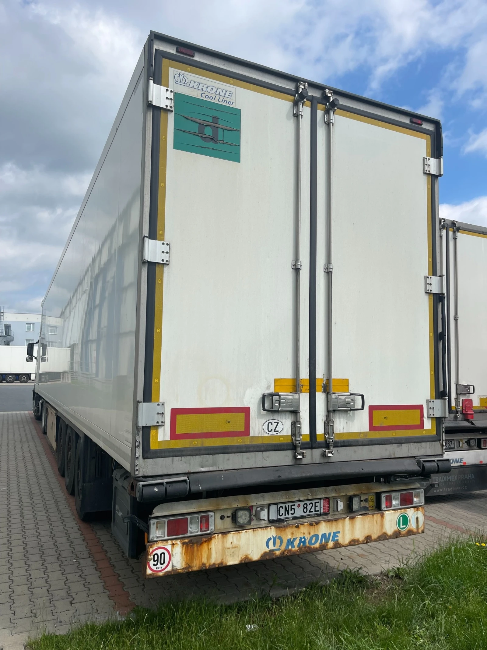  Krone | Mobile.bg   10