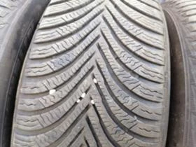 Гуми Зимни 215/65R16, снимка 4
