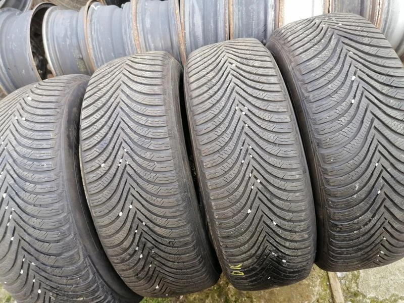 Гуми Зимни 215/65R16, снимка 2 - Гуми и джанти - 31528736