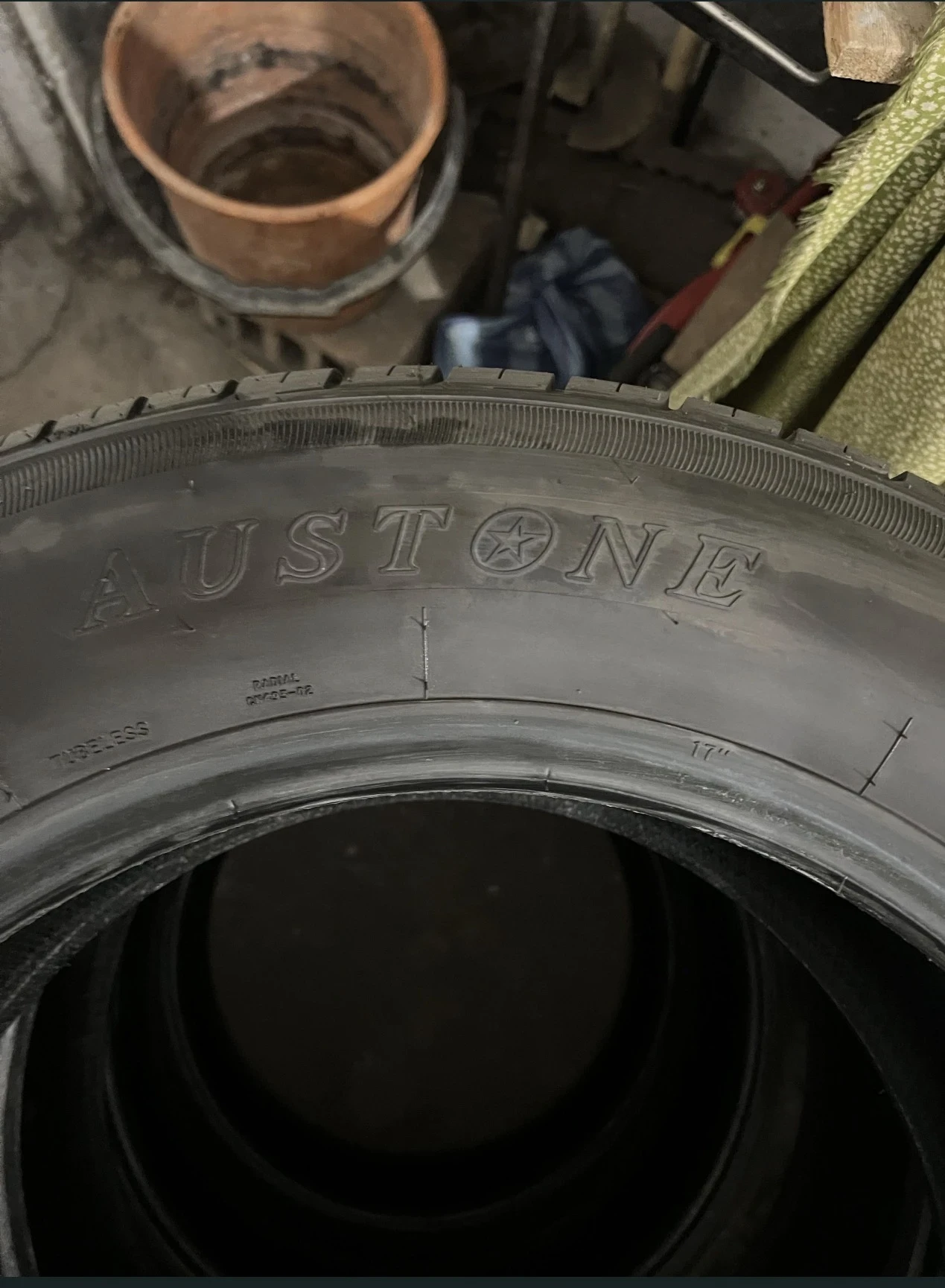 ���� 215/65R17 | Mobile.bg � ����������� 3