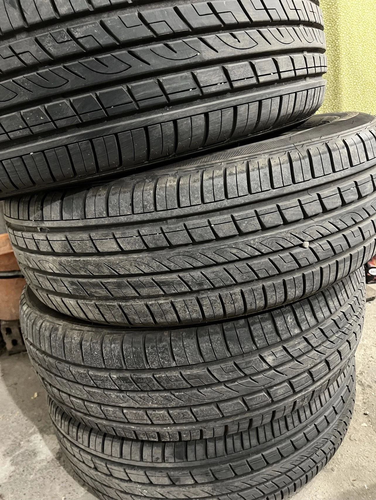 Гуми Летни 215/65R17