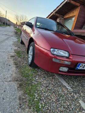 Mazda 323, снимка 1
