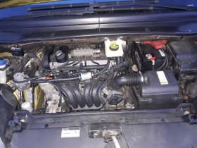 Citroen Grand C4 Picasso 2.0 Газ/Автомат, снимка 11 - Автомобили и джипове - 45785014