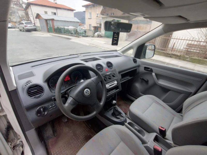 VW Caddy 1.9 tdi 4x4, снимка 5 - Автомобили и джипове - 47392010