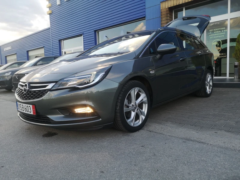 Opel Astra 1.6 CDTI SPORTSTOURER EVRO 6D, снимка 10 - Автомобили и джипове - 47526773