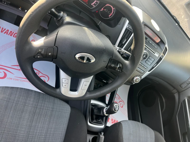 Kia Ceed 1.6CRDI Face 90 к.с, снимка 14 - Автомобили и джипове - 48034107