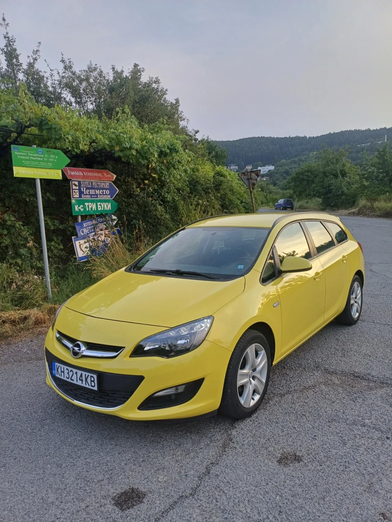 Opel Astra 1.6tdci, снимка 6 - Автомобили и джипове - 48176140