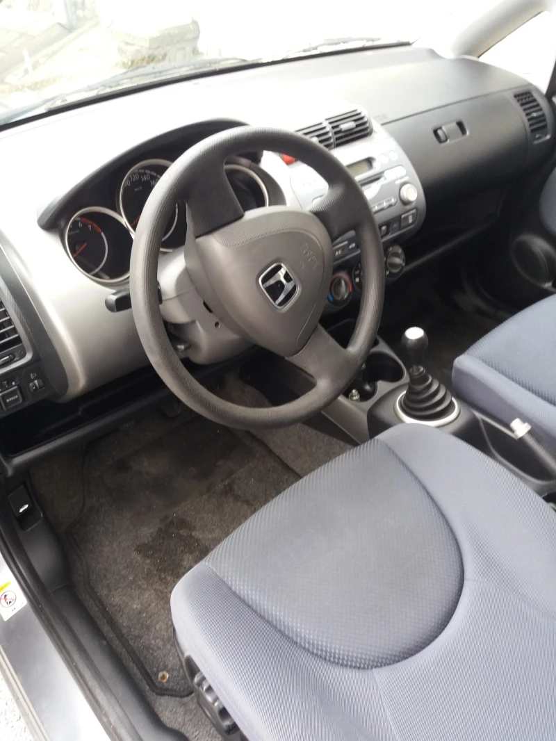 Honda Jazz, снимка 3 - Автомобили и джипове - 48208151