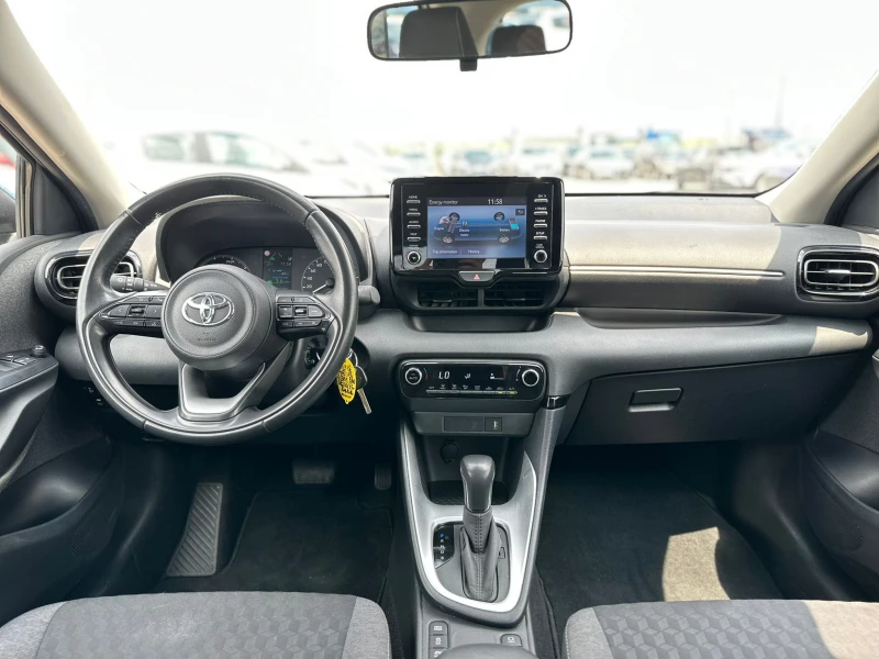 Toyota Yaris / 1.5 HYBRID / ACTIVE / EURO 6 / TOP /, снимка 13 - Автомобили и джипове - 51258807