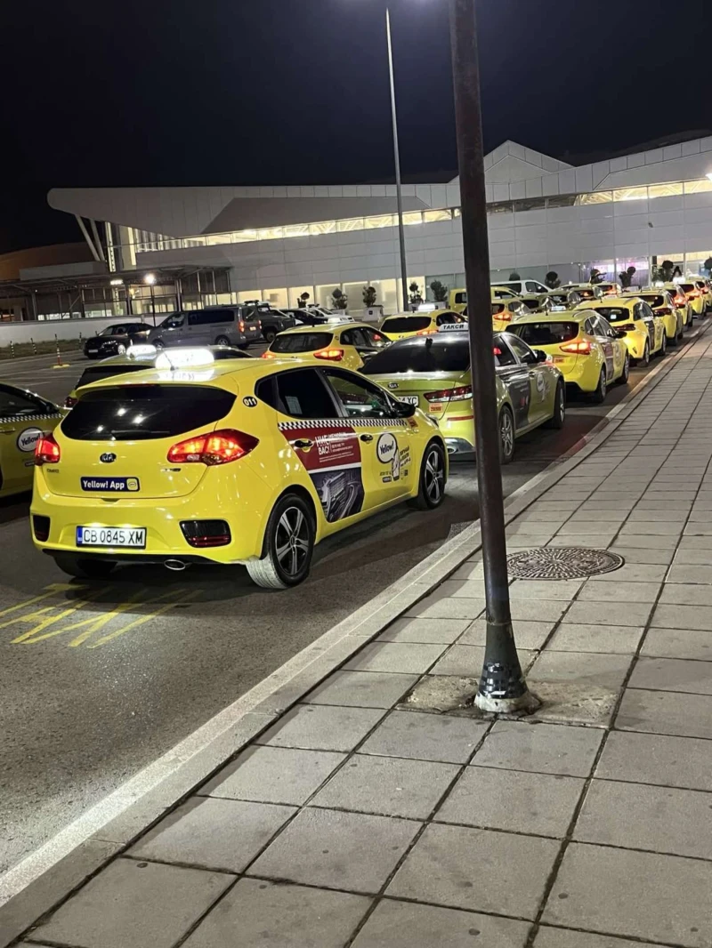 Kia Ceed 1.4 - Газов инжекцион!, снимка 3 - Автомобили и джипове - 51727491