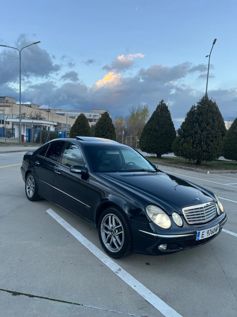 Mercedes-Benz E 220 2.2CDI, снимка 6 - Автомобили и джипове - 52574796