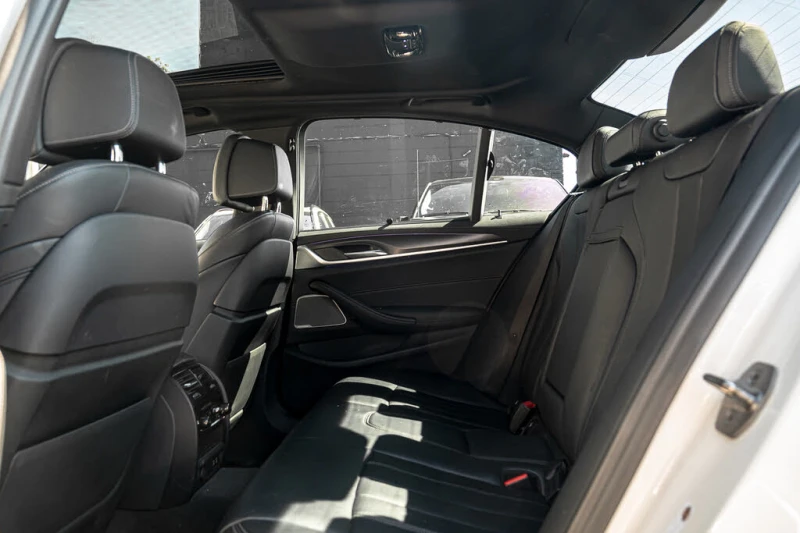 BMW 540 * XDRIVE* АвтоКредит* (ЦЕНА ДО БГ), снимка 9 - Автомобили и джипове - 52683804