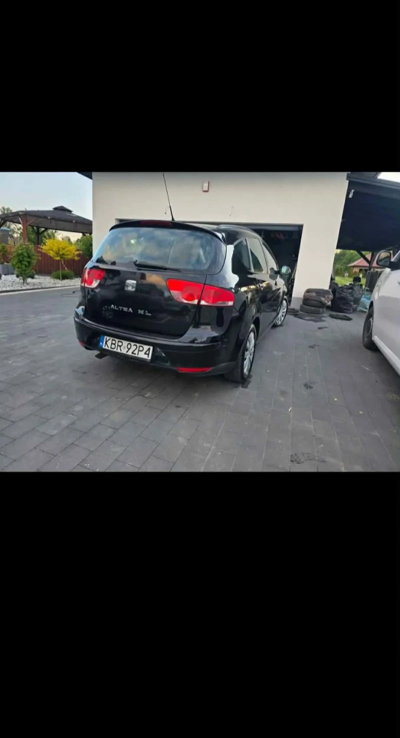 Seat Altea 1.9 TDi  105 к.с., снимка 9 - Автомобили и джипове - 52962516