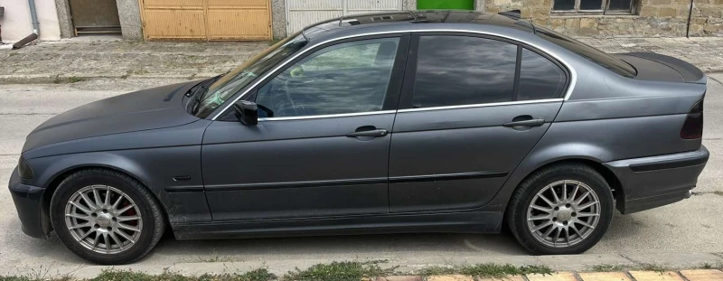 BMW 323, снимка 2 - Автомобили и джипове - 53075026