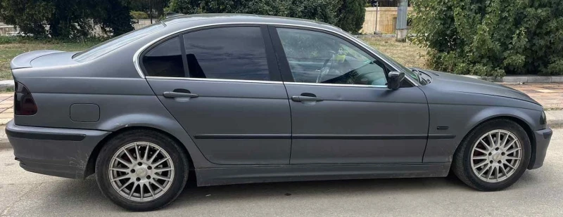 BMW 323, снимка 4 - Автомобили и джипове - 53075026