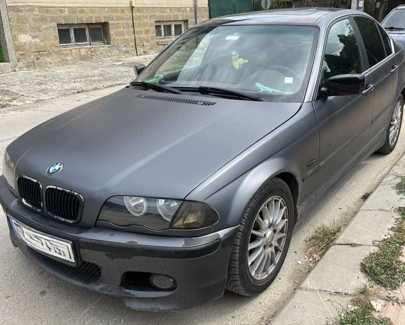 BMW 323