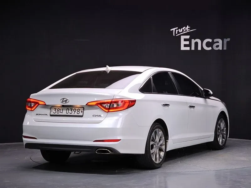 Hyundai Sonata 2.0 Smart, снимка 2 - Автомобили и джипове - 55259821