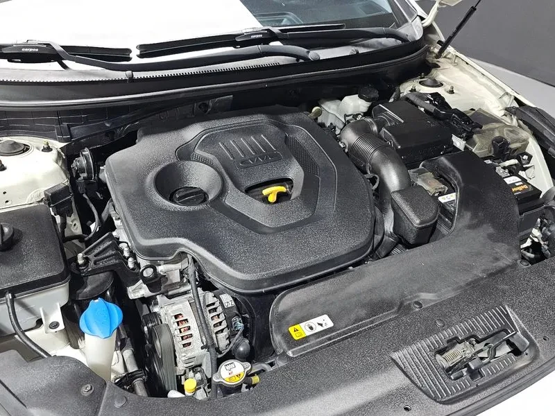 Hyundai Sonata 2.0 Smart, снимка 6 - Автомобили и джипове - 55259821