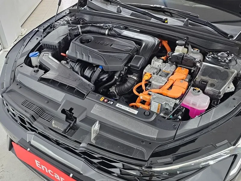 Kia K5 Hybrid Signature, снимка 6 - Автомобили и джипове - 55739038
