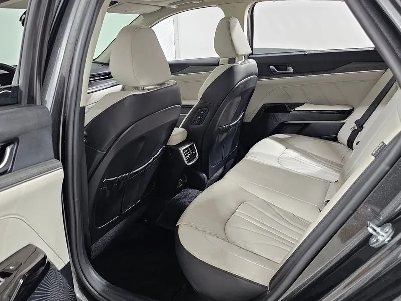 Kia K5 Hybrid Signature, снимка 12 - Автомобили и джипове - 55739038