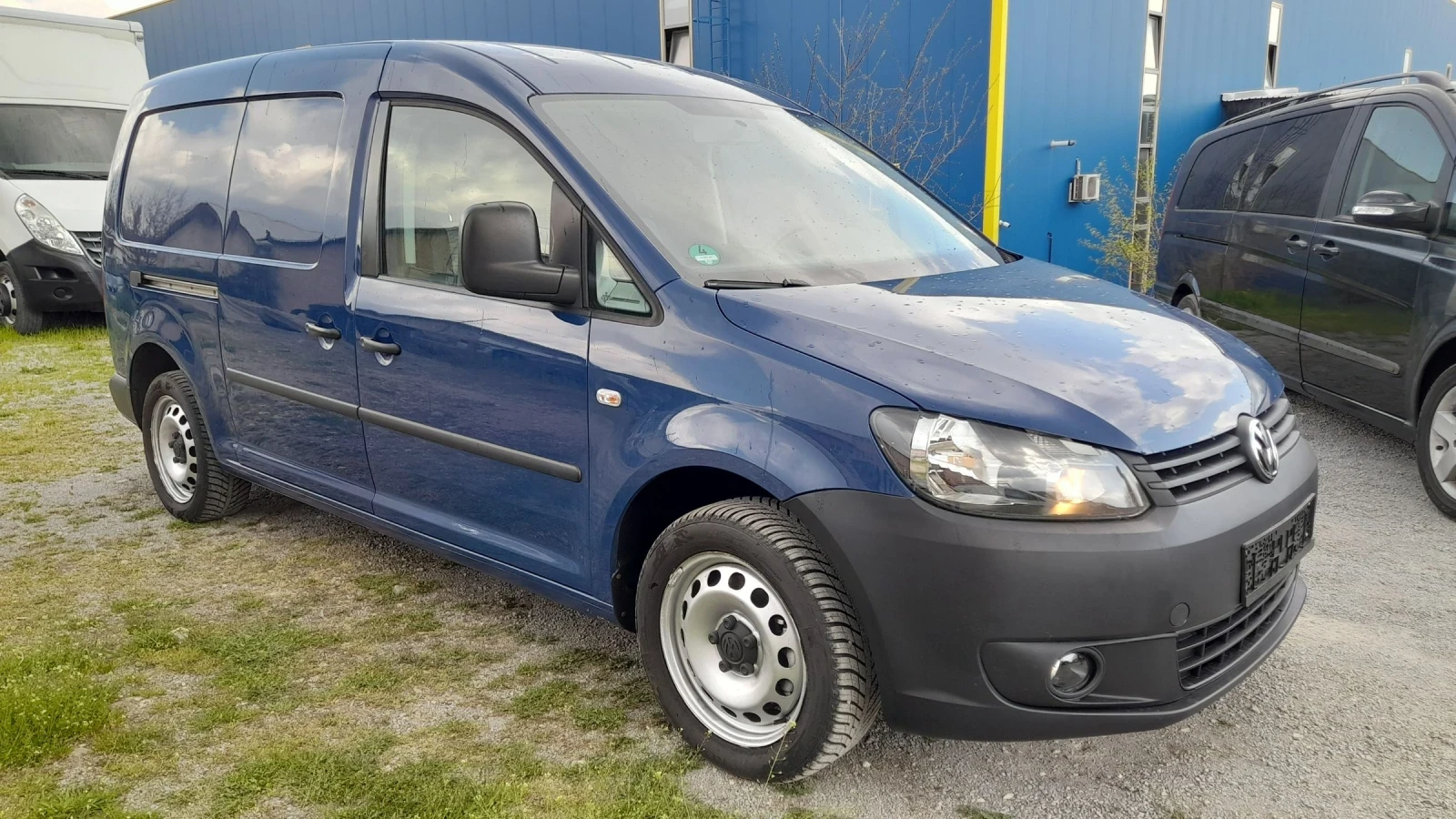 VW Caddy 2.0 TDI 140kc Maxi  - изображение 2