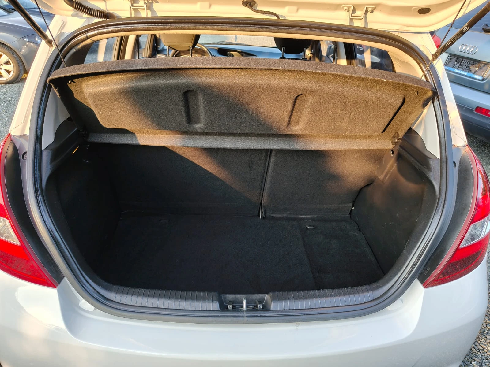 Hyundai I20 1.25I - изображение 6