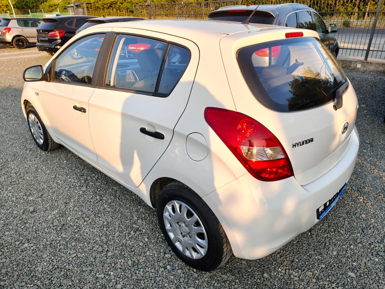 Hyundai I20 1.25I - изображение 4