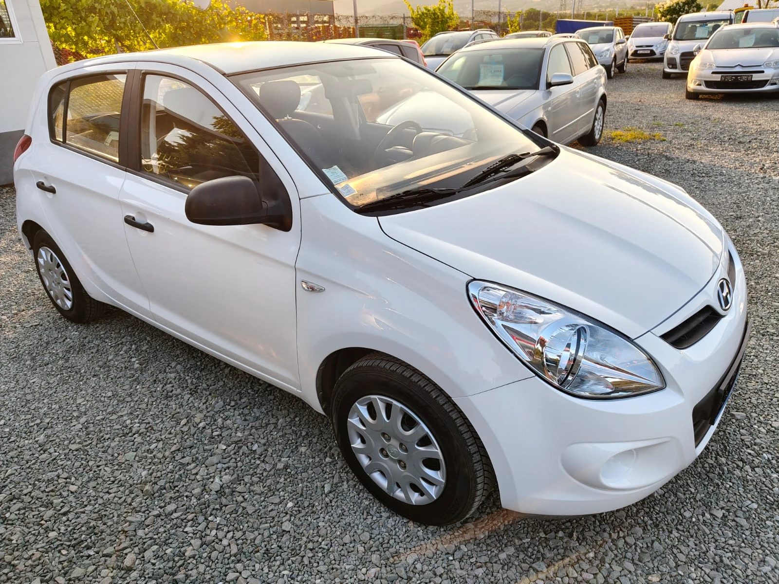 Hyundai I20 1.25I - изображение 3