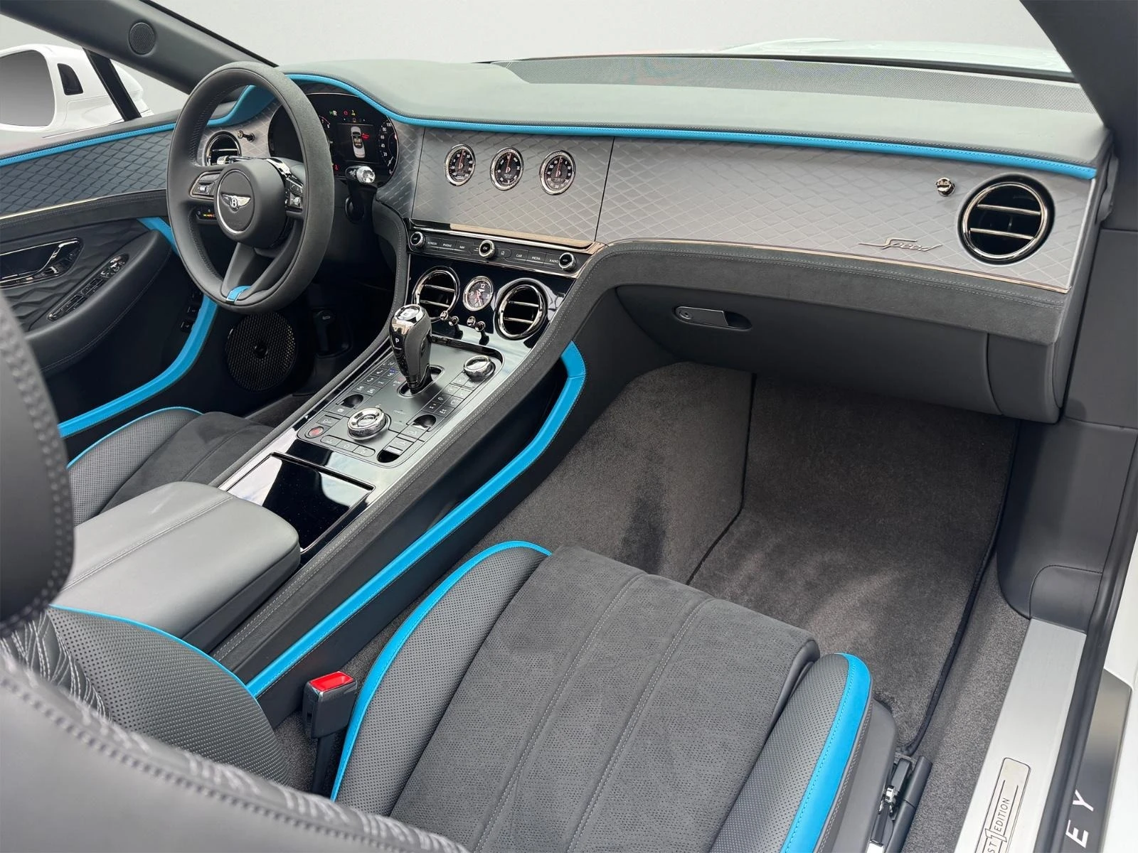 Bentley Continental gt GTC V8 HYBRID/CERAMIC/BLACKLINE/NAIM/FIRST EDITION | Mobile.bg   14