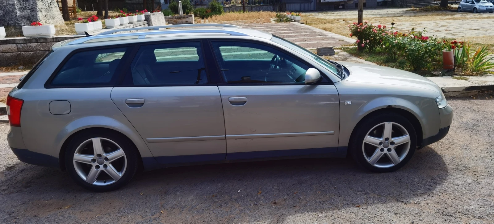 Audi A4 2.4i-170кс LPG - изображение 9