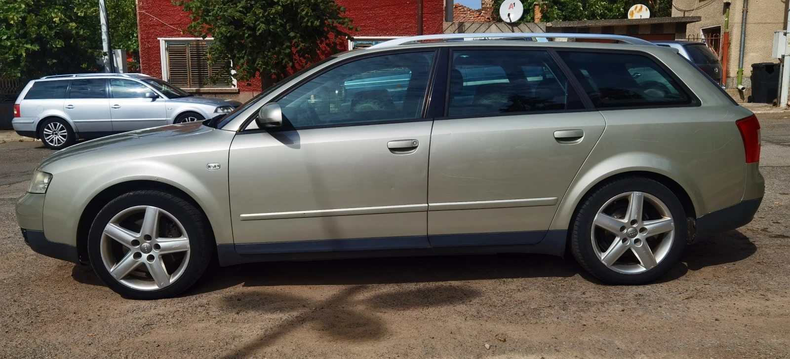 Audi A4 2.4i-170кс LPG - изображение 3