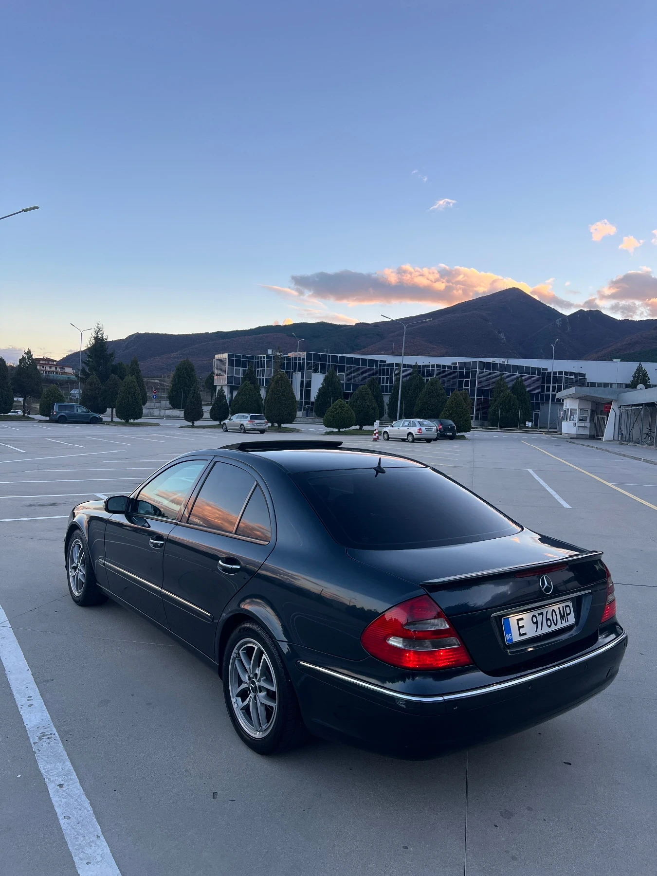 Mercedes-Benz E 220 2.2CDI - изображение 3