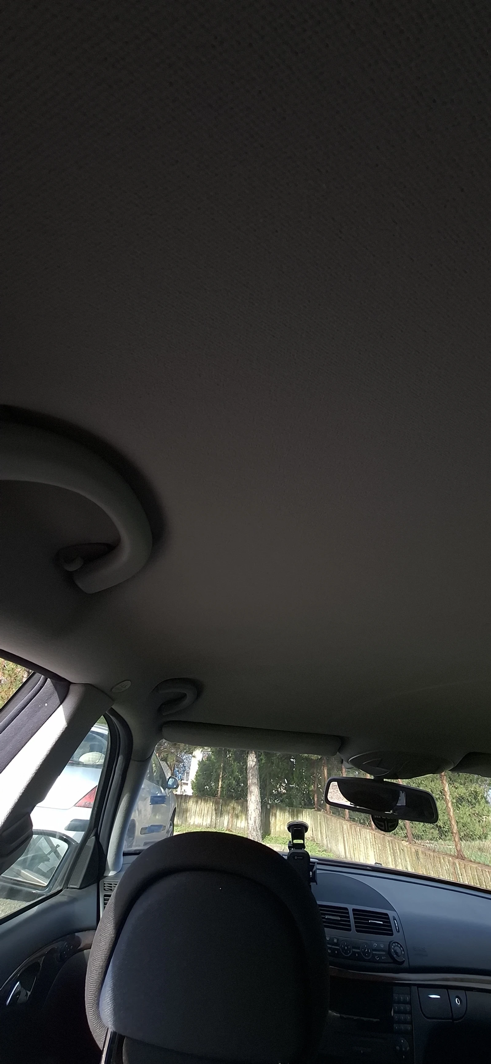 Mercedes-Benz E 220  - изображение 9