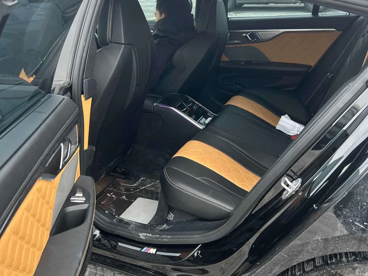 BMW M8 * Competition * CARFAX * ���� �� �� | Mobile.bg � ����������� 12