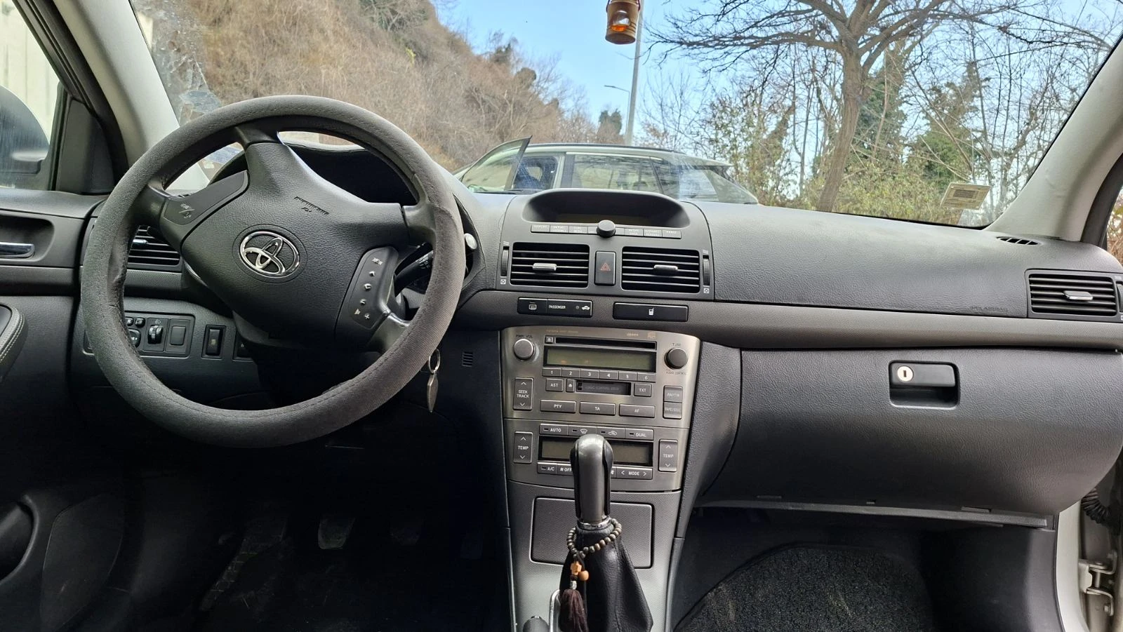 Toyota Avensis, снимка 4 - Автомобили и джипове - 53829830