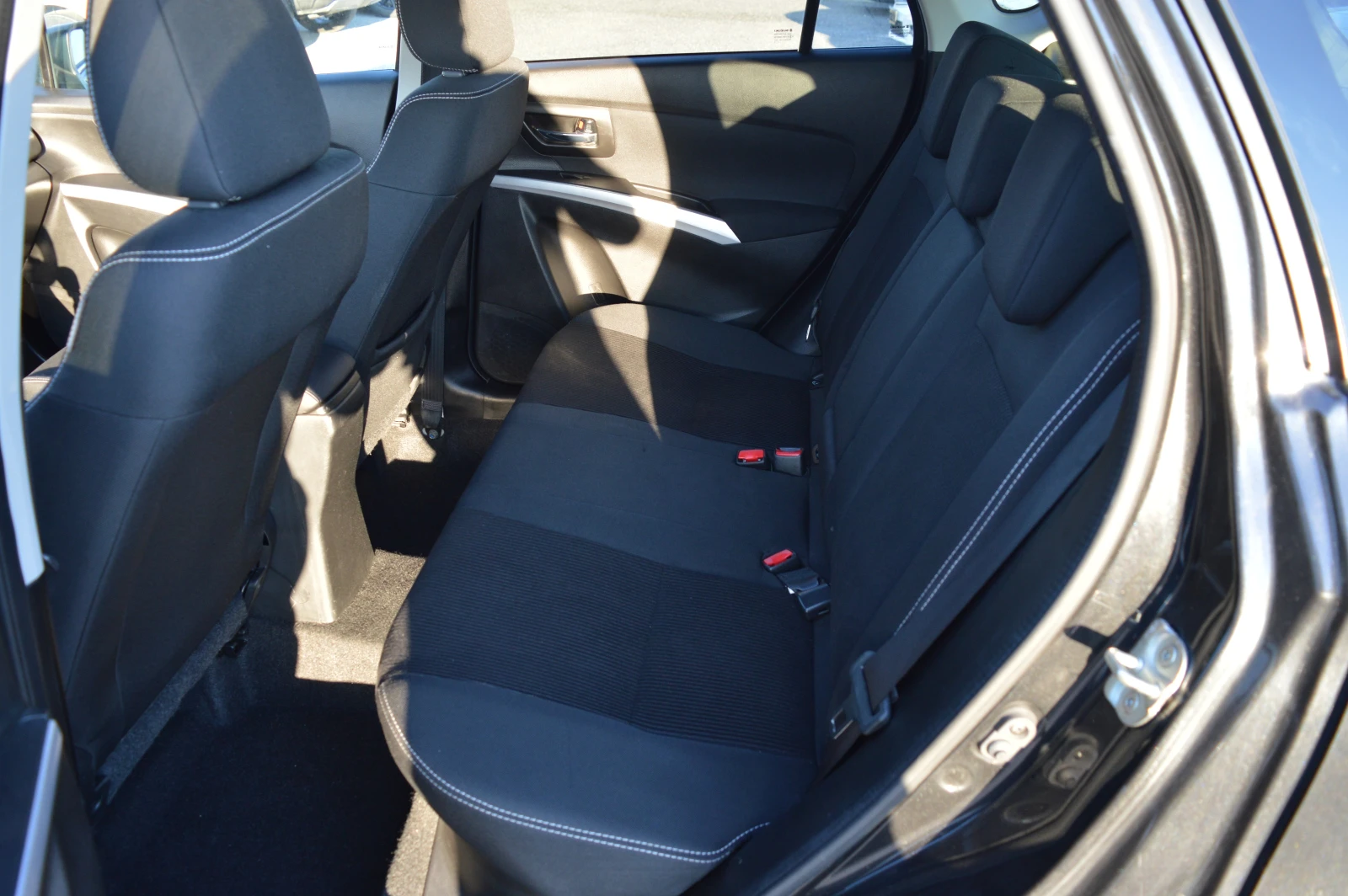 Suzuki SX4 1.6TDI-4X4-EURO6-Keyless Go | Mobile.bg � ����������� 9