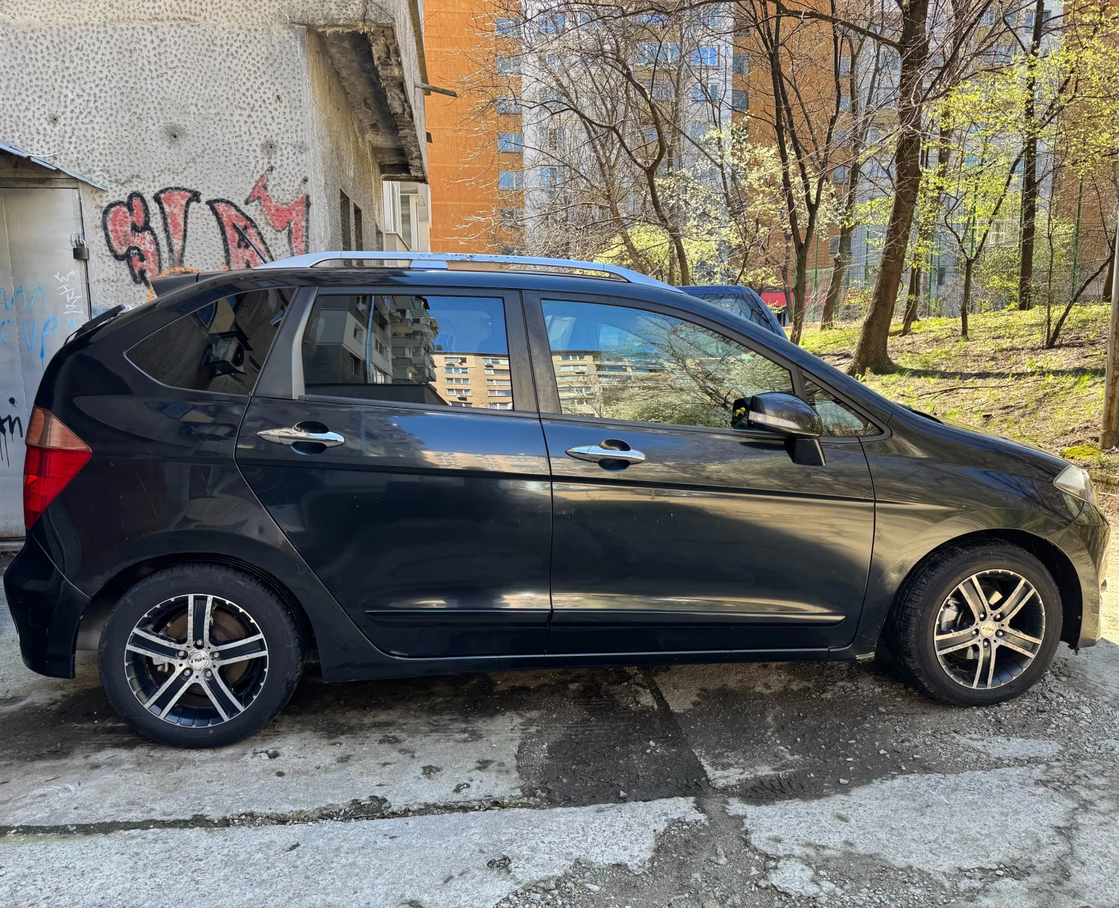 Honda Fr-v 1.8 i-VTEC, снимка 4 - Автомобили и джипове - 54141444