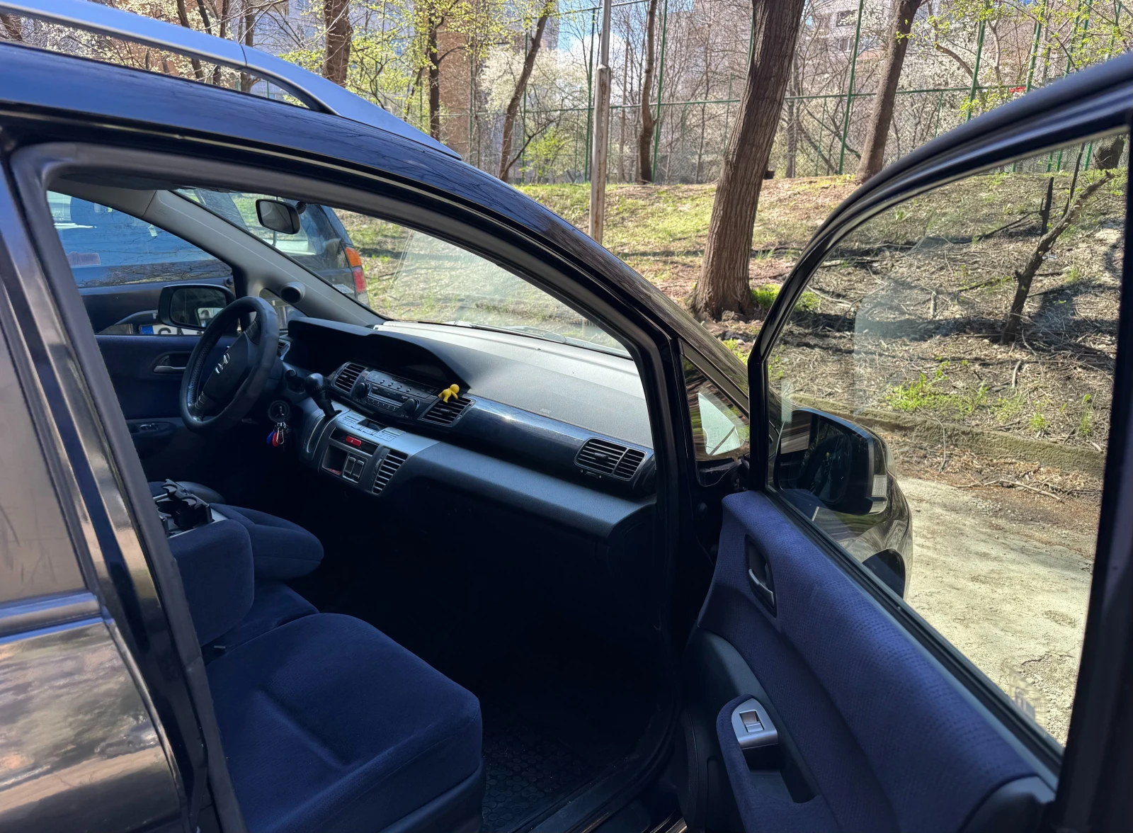 Honda Fr-v 1.8 i-VTEC, снимка 11 - Автомобили и джипове - 54141444