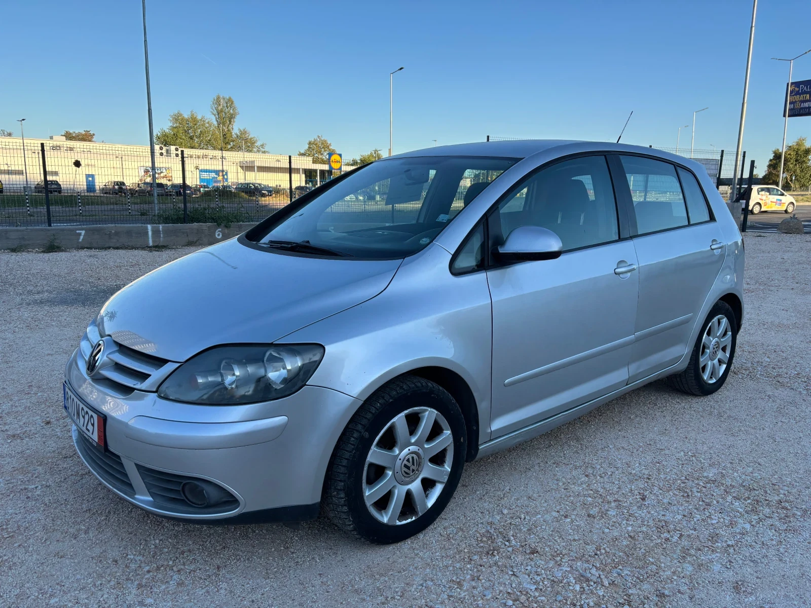 VW Golf Plus 2.0 TDI, снимка 2 - Автомобили и джипове - 55849579