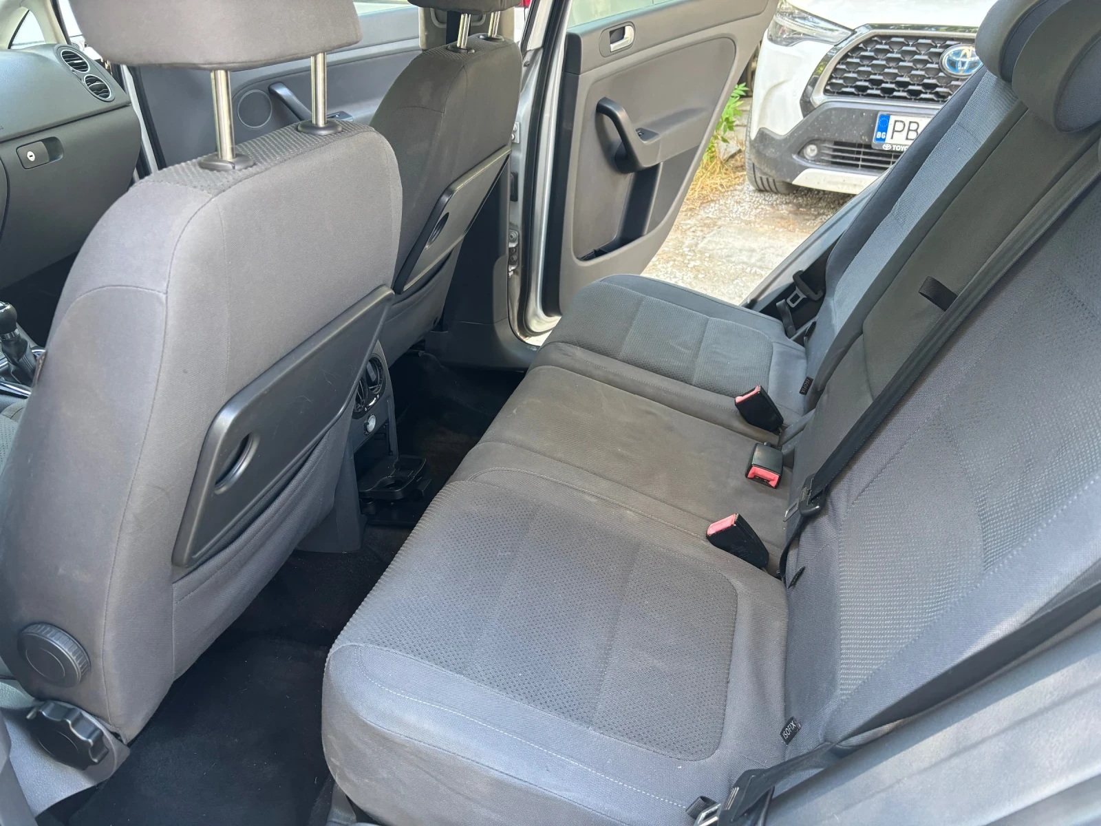 VW Golf Plus 2.0 TDI, снимка 11 - Автомобили и джипове - 55163933