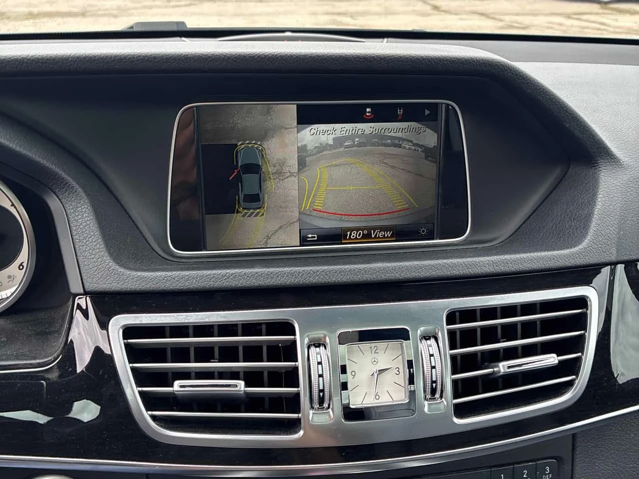Mercedes-Benz E 250 BlueTEC/ПОДГРЕВИ/360 КАМЕРИ/ПАНОРАМА, снимка 11 - Автомобили и джипове - 55240770