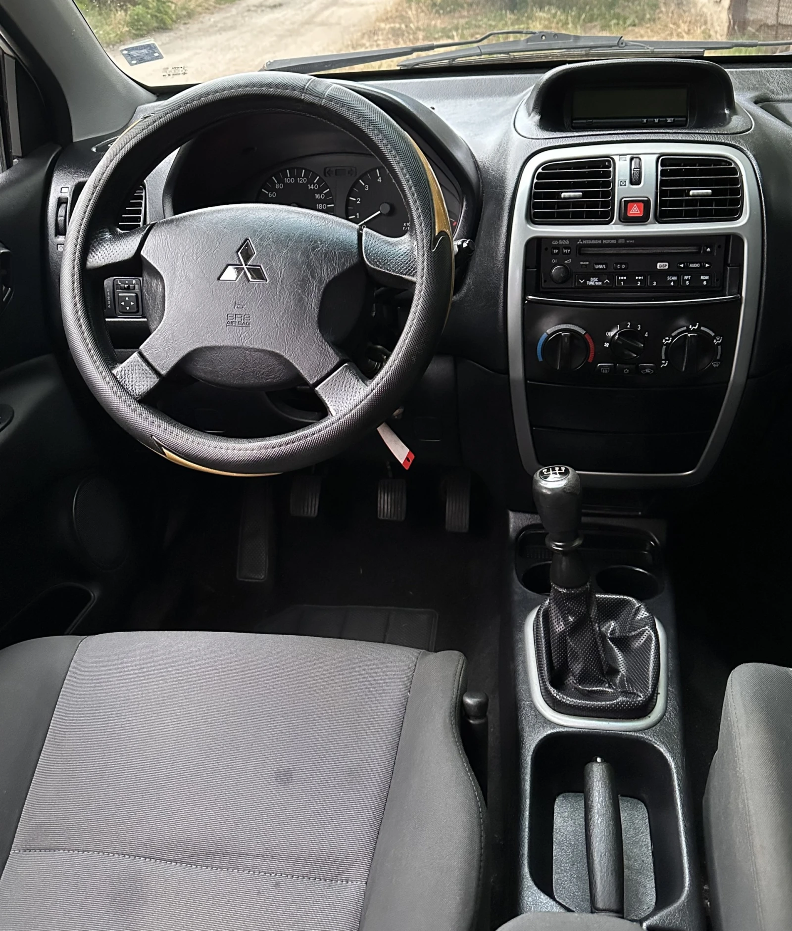 Mitsubishi Space star, снимка 6 - Автомобили и джипове - 55281165