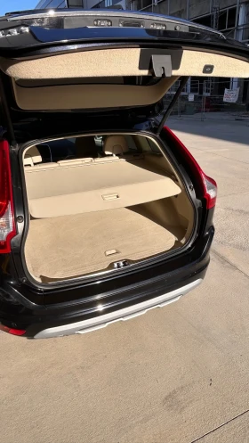 Volvo XC60 2.4 Sweden  TOP extras, снимка 1