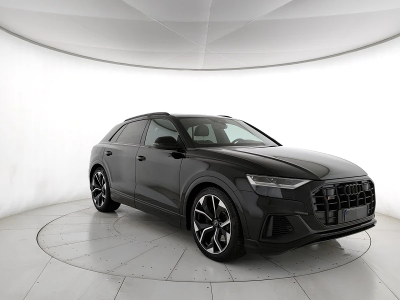 Audi SQ8, снимка 1 - Автомобили и джипове - 47258884