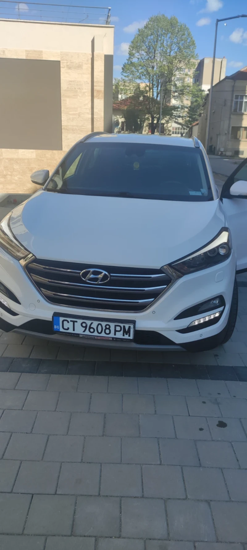 Hyundai Tucson, снимка 13 - Автомобили и джипове - 48415387