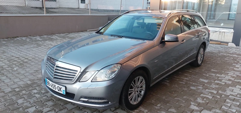 Mercedes-Benz E 250 2.5 автомат 7 места , снимка 6 - Автомобили и джипове - 48839955