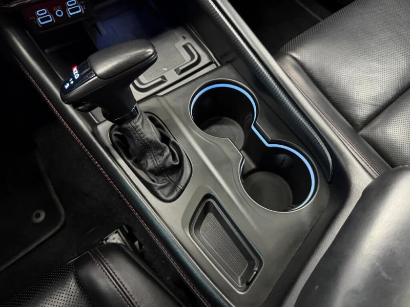 Dodge Durango HEMI, R/T, OБДУХВАНЕ, ПОДГРЕВИ, 8ZF* , KEYLESS, снимка 12 - Автомобили и джипове - 52535807