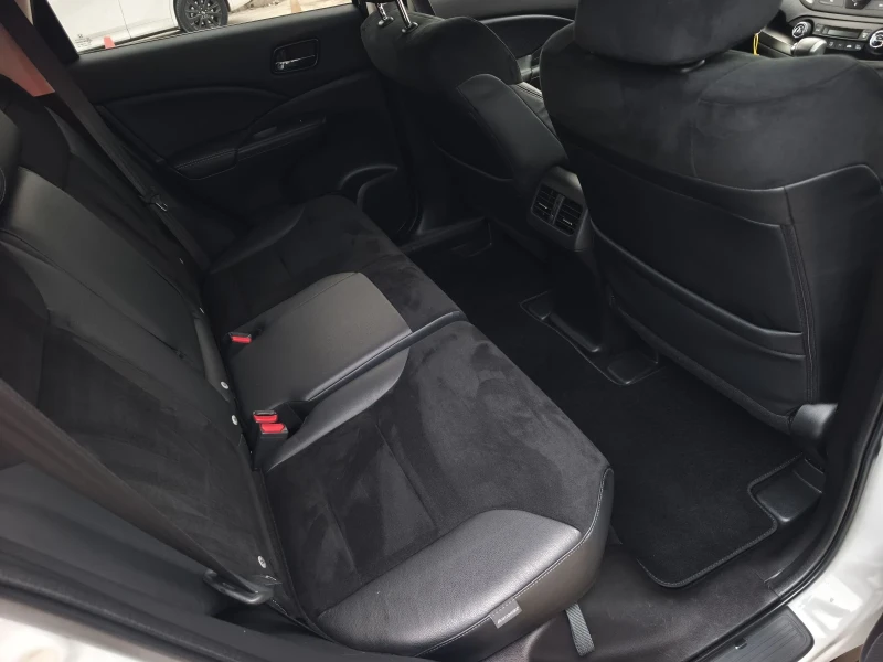 Honda Cr-v 2.2DTEC 4X4 EXCLUSIVE 83000KM NEW !!!, снимка 10 - Автомобили и джипове - 52641060