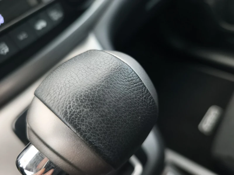 Honda Cr-v 2.2DTEC 4X4 EXCLUSIVE 83000KM NEW !!!, снимка 13 - Автомобили и джипове - 52641060